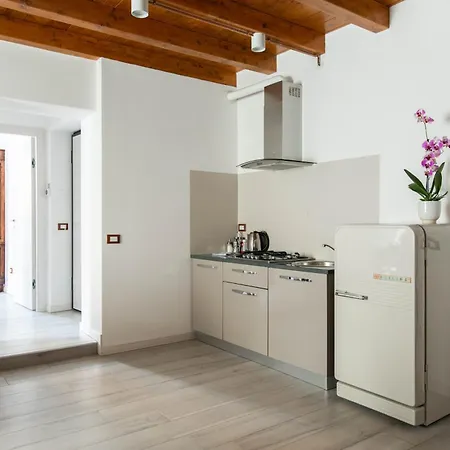 Varenna By Wonderful Italy * Perledo